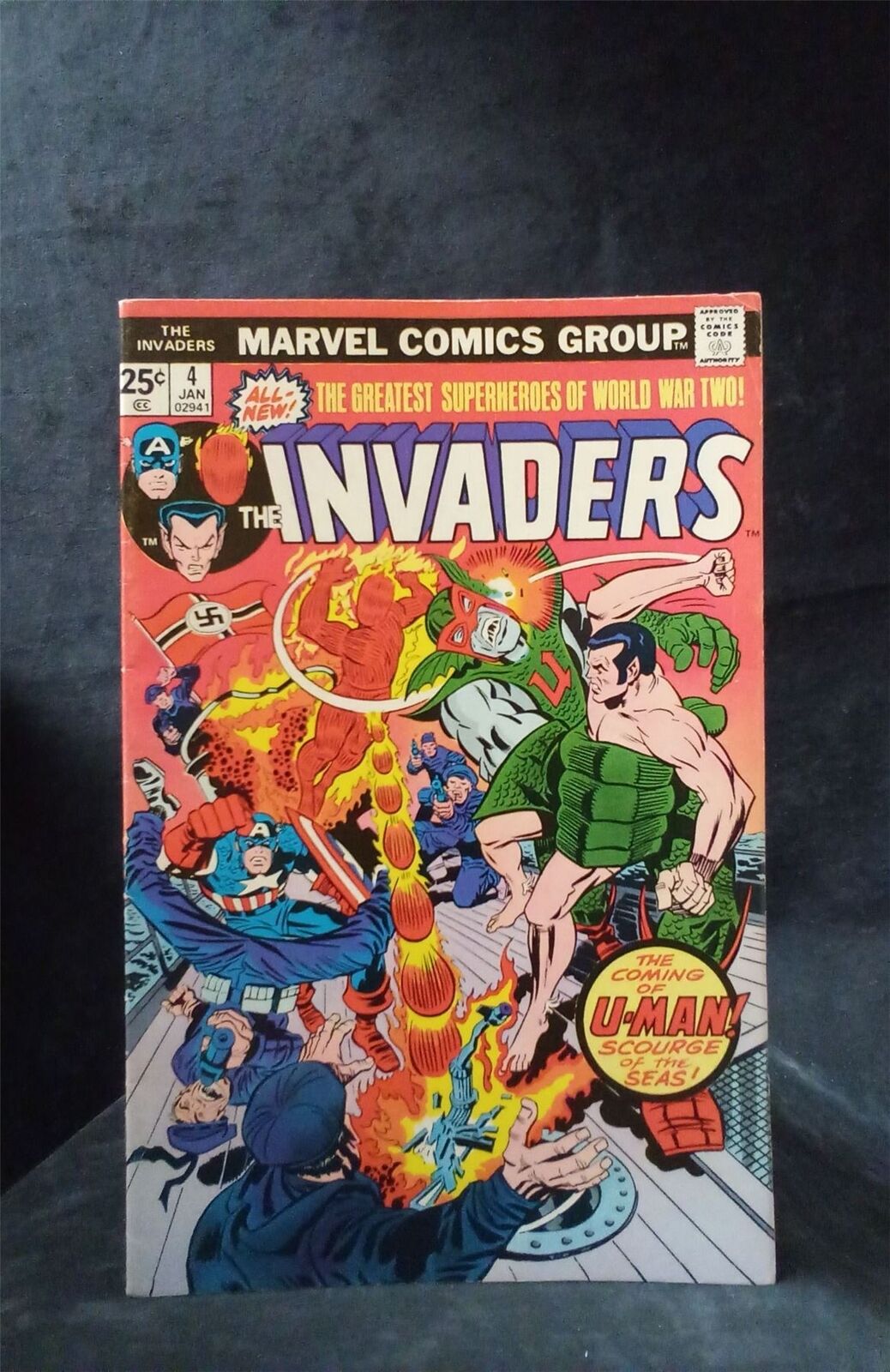The Invaders #4 1976 Marvel Comics Comic Book 