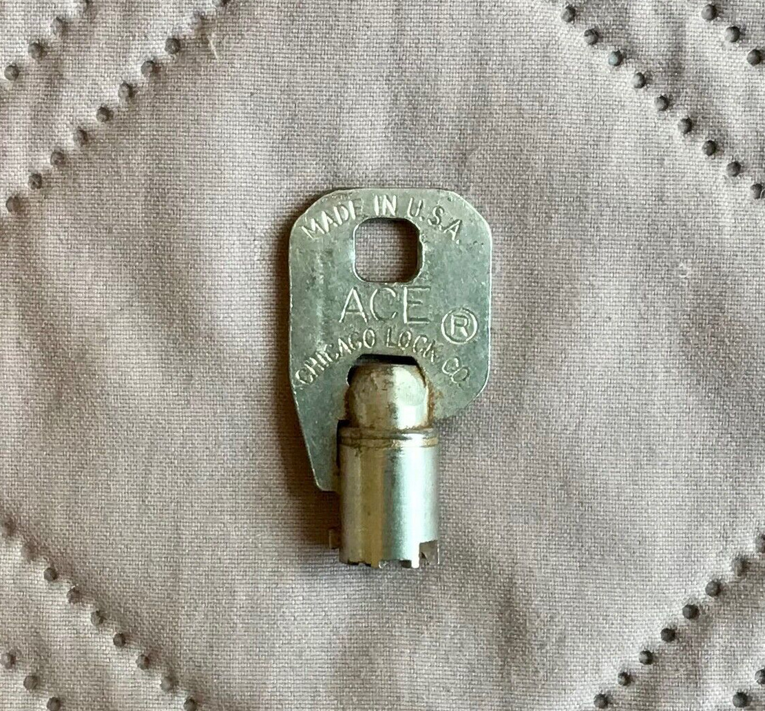 Vintage Ace Chicago Lock Key NV40 Tubular Vending