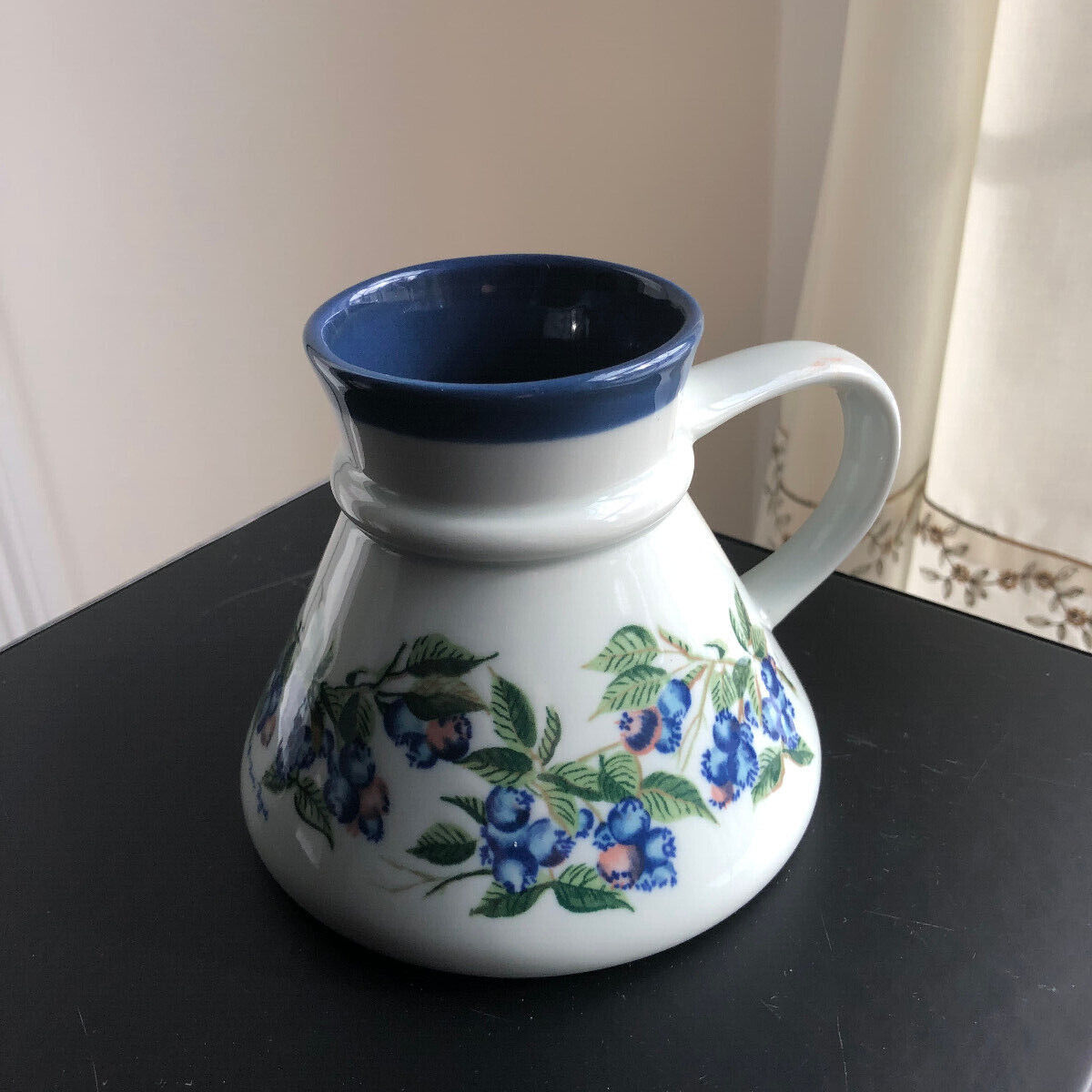 Otagiri Ruth Pengal~no spill~BLUEBERRIES Cup Mug 4.25\