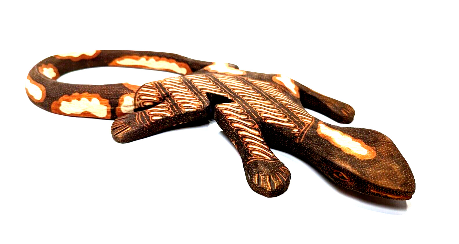 Gecko Lizard Hand Carved & Painted Wood - 13-3/4 Inches Long-Wall, Table, Shelf