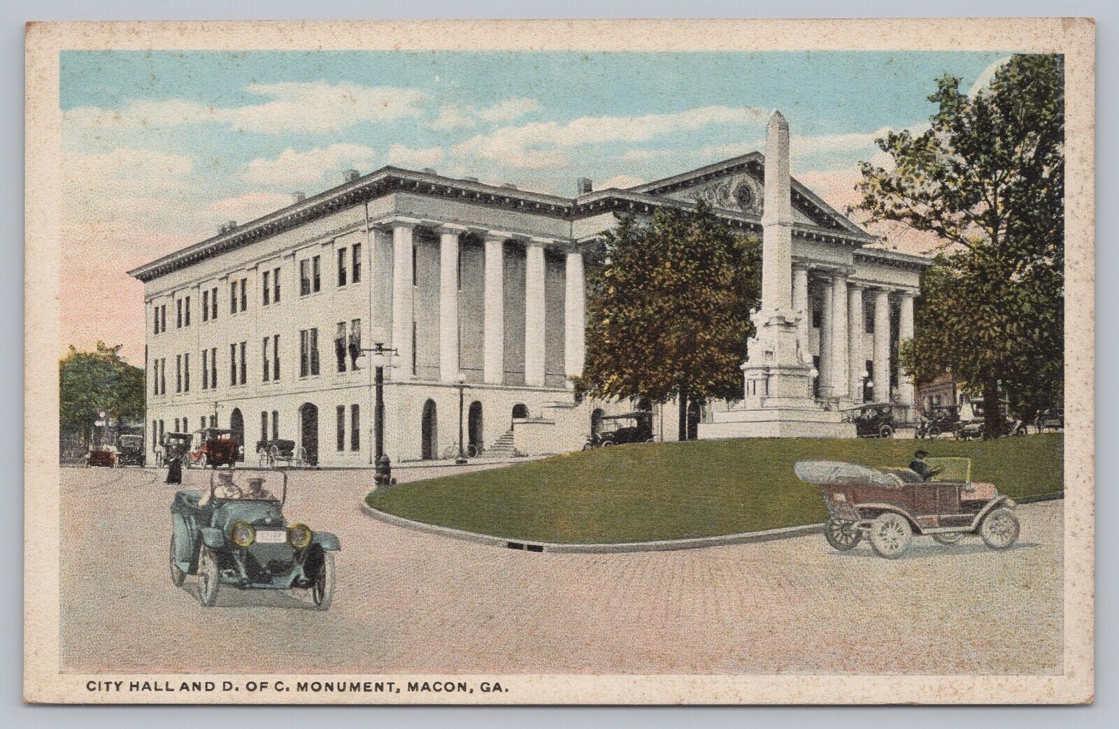 Macon, Georgia City hall and Monument Vintage Postcard Classic Cars