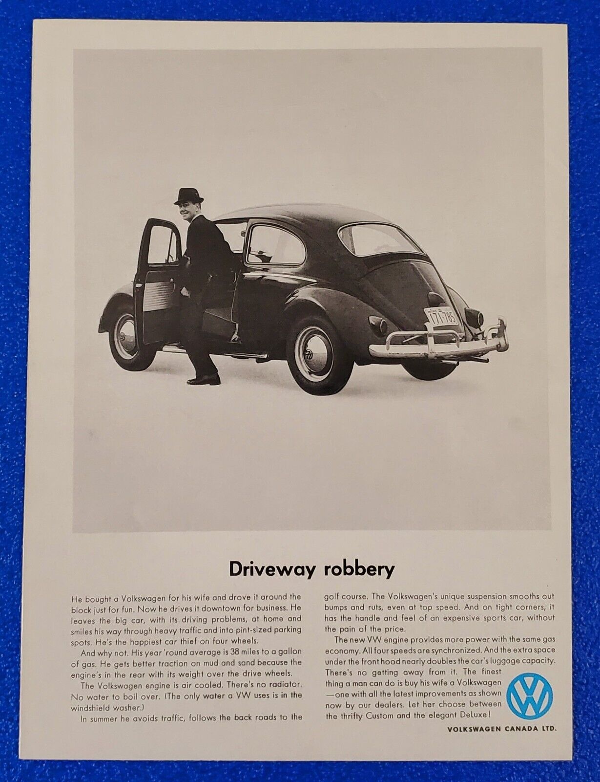 1961 VOLKSWAGEN BUG ORIGINAL VW SINGLE PAGE BROCHURE AD \