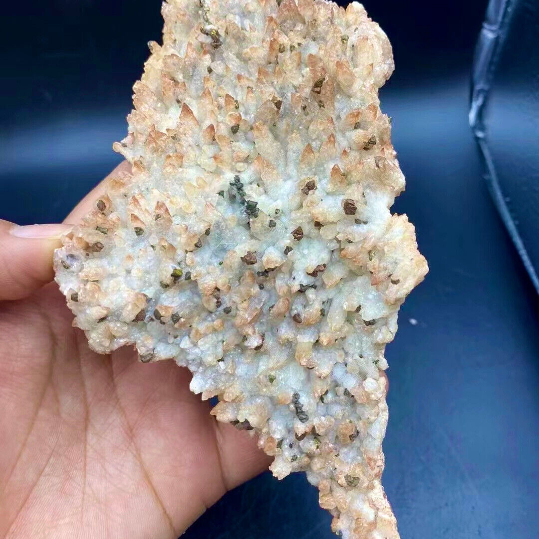 310G Beautiful  Natural White Calcite Quartz Crystal Cluster Mineral Specimen