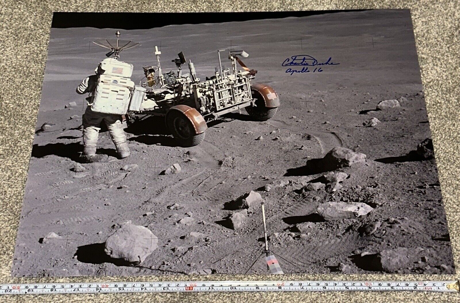 Charlie Duke hand signed Apollo 16 16x20 color photo NASA MOONWALKER