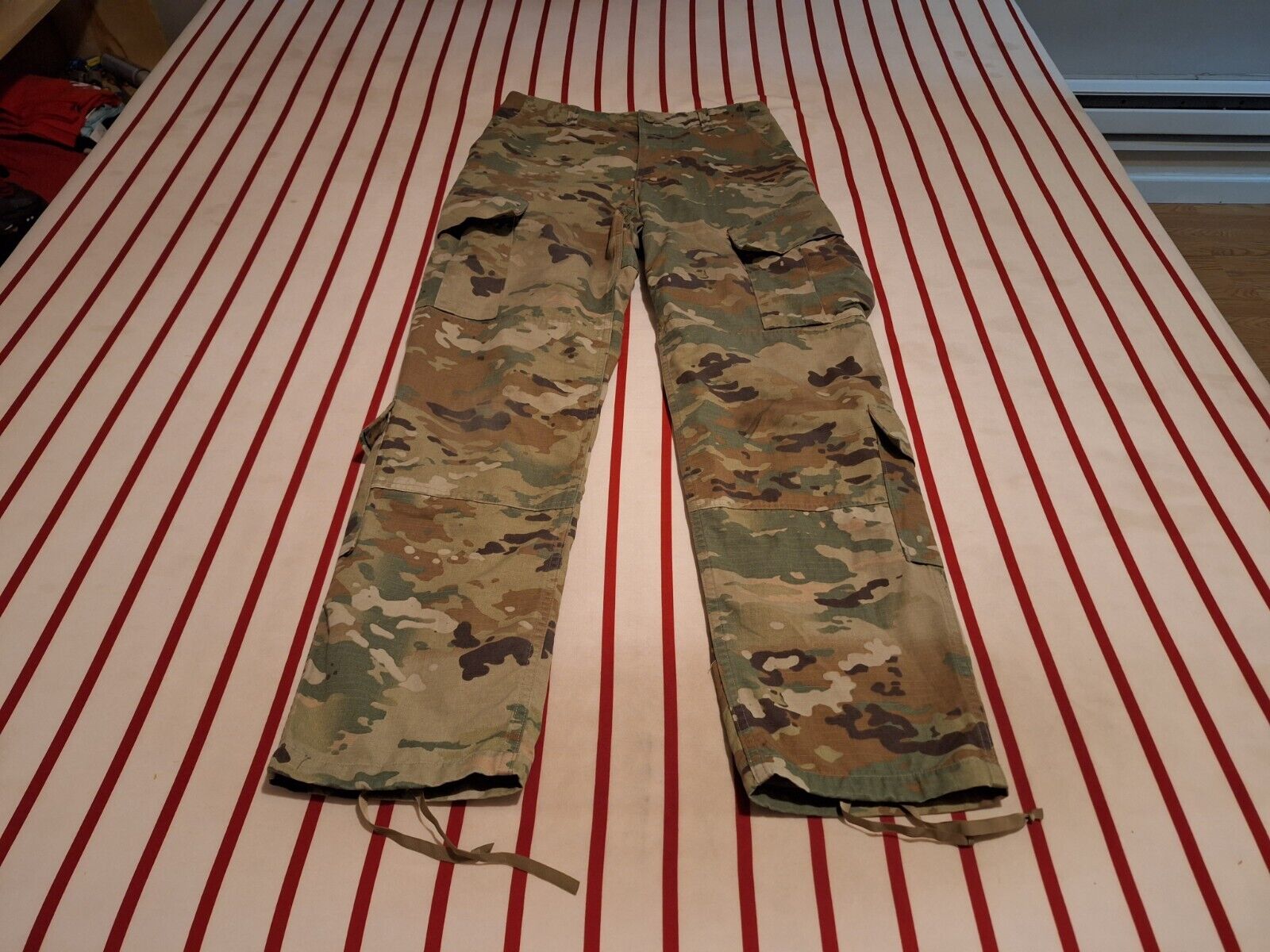 US Army OCP Army Combat Uniform Combat Trousers Small-Regular Used