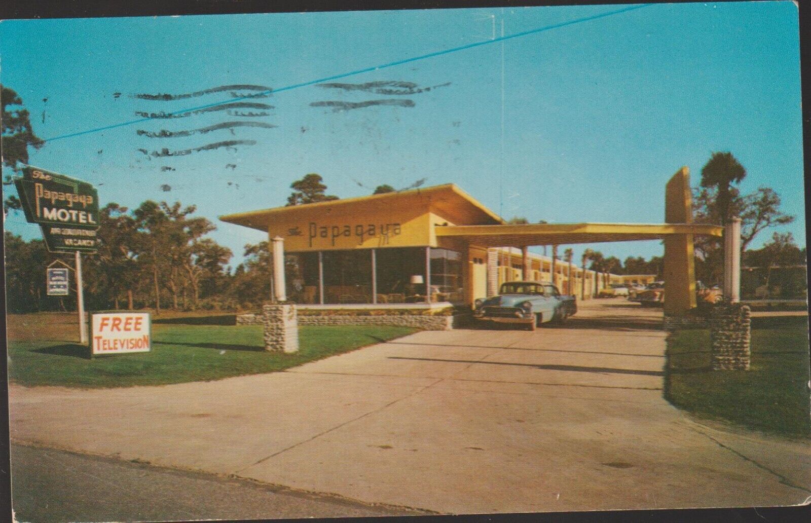 Fort Walton Beach Florida FL Papagaya Motel Free Television Chrome Postcard