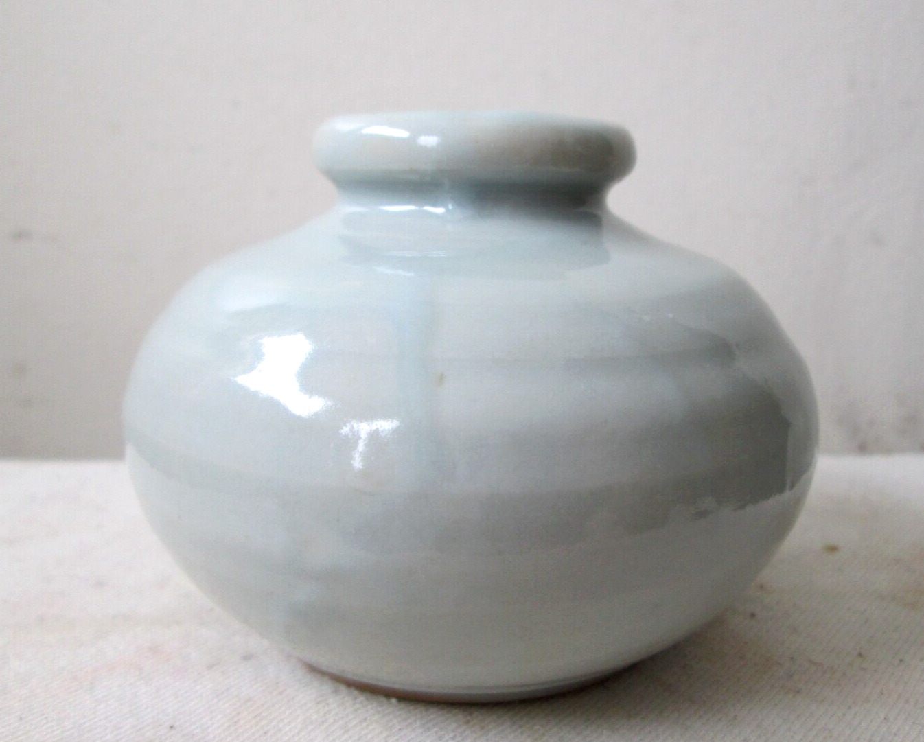 ANTIQUE Chinese Song to Ming Dynasty QingBai Lonquan Celadon porcelain Jar Vase