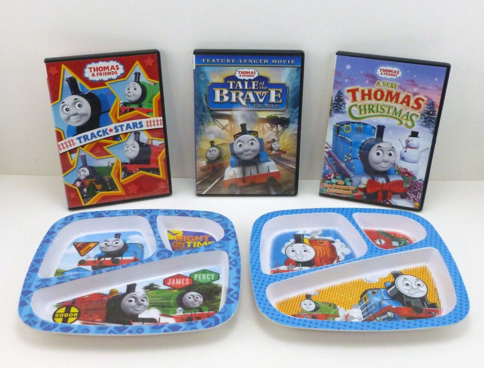 3 Thomas & Friends DVS’s and 2 Thomas Food Trays