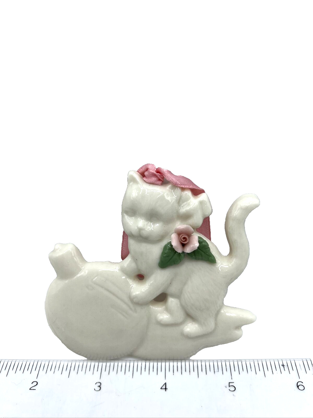 1928 Jewelry Company Ornament Porcelain Kitten Cat with Ball Christmas Decor