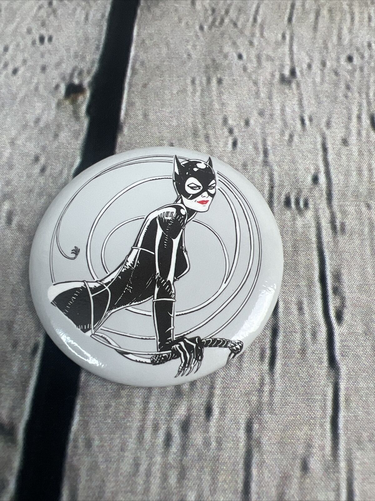Vintage 1992 DC Comics Catwoman Pin 2.25
