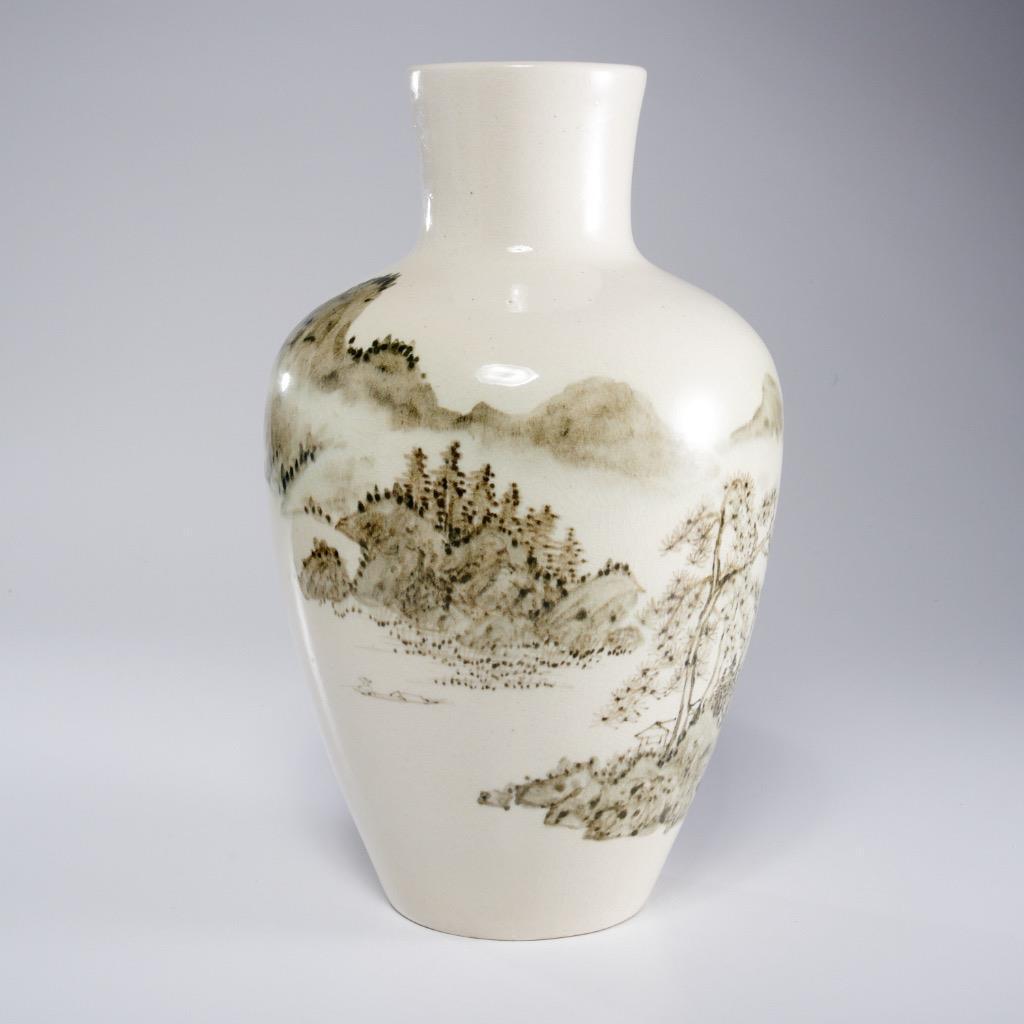 Japanese Mountain Landscape Nature Scene Crackle Glaze Vase Meiji Period Antique