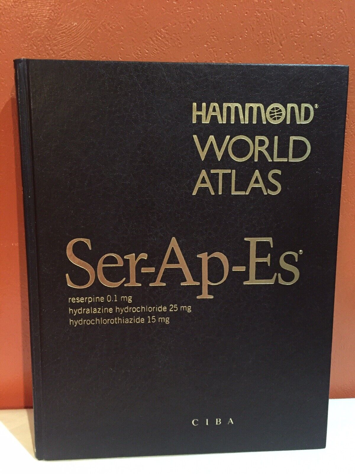 Hammond World Atlas Book SER-AP-ES Ciba - New Census Edition 1983 Vintage