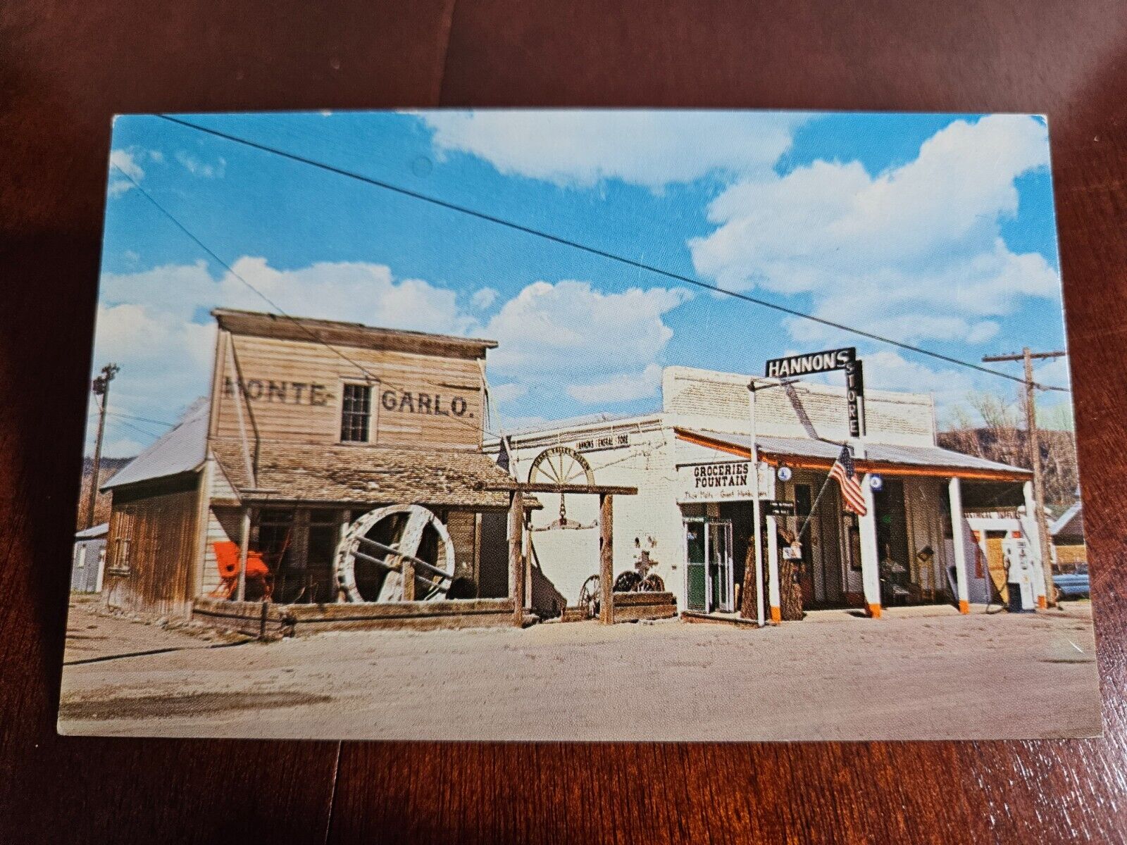 Postcard CA Sierraville Sierra County Hammon\'s Trash Or Treasure Antiques