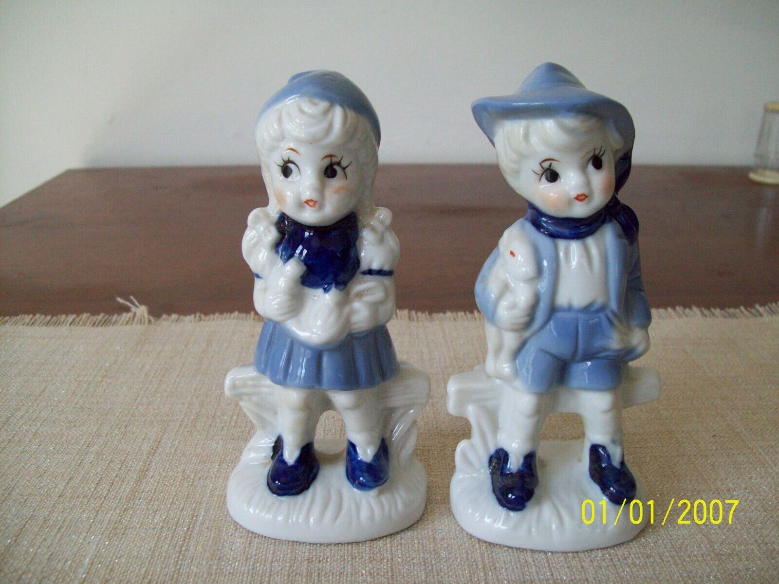 Vintage Dutch Boy and Girl Figurines (Strom Gift Shop Astoria, NY) 