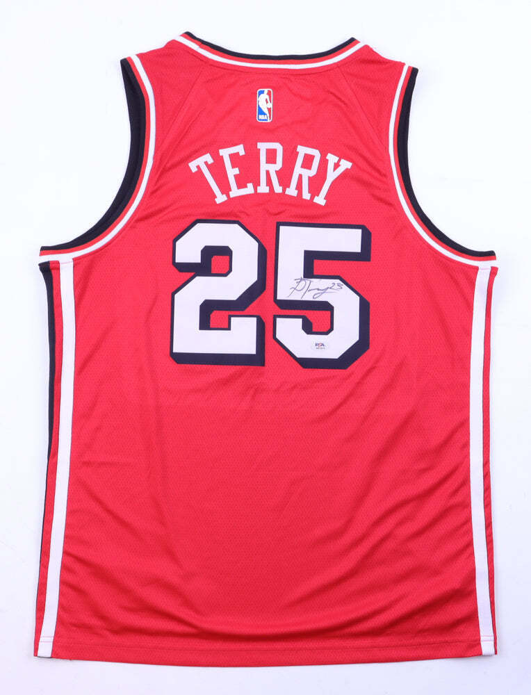 Dalen Terry Signed Jersey (PSA)