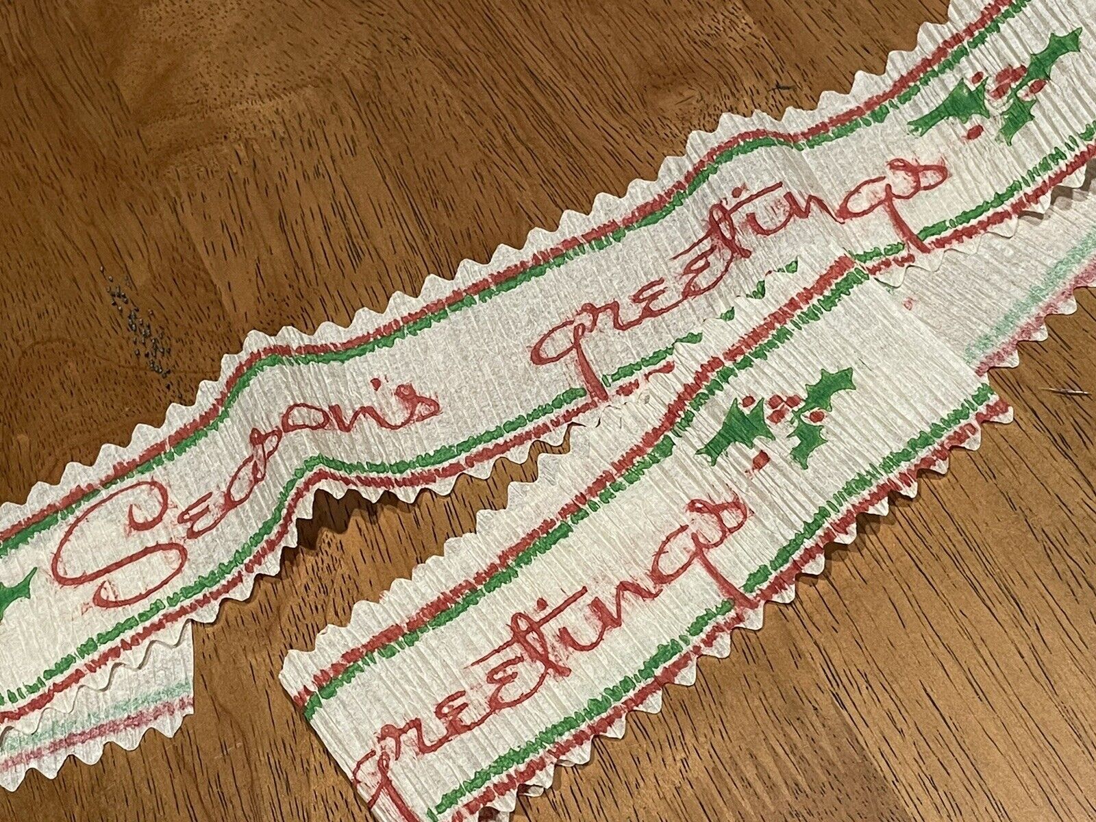 Vtg Reed’s Crepe Paper Streamer Season\'s Greetings Christmas Snippet Scrapbook