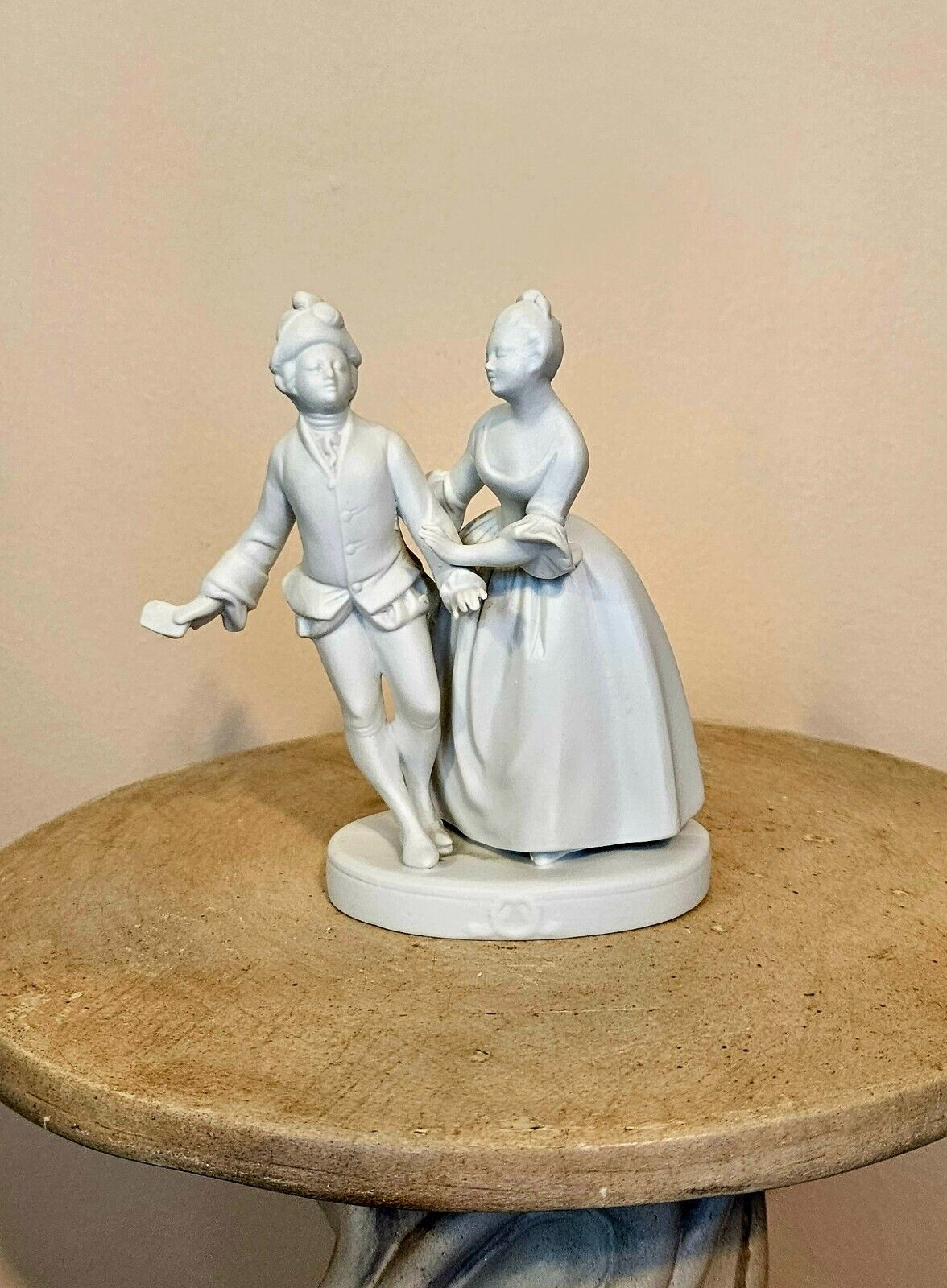 Gerold Porzellan Bavaria porcelain figurine Biscuit. Germany 1950s.