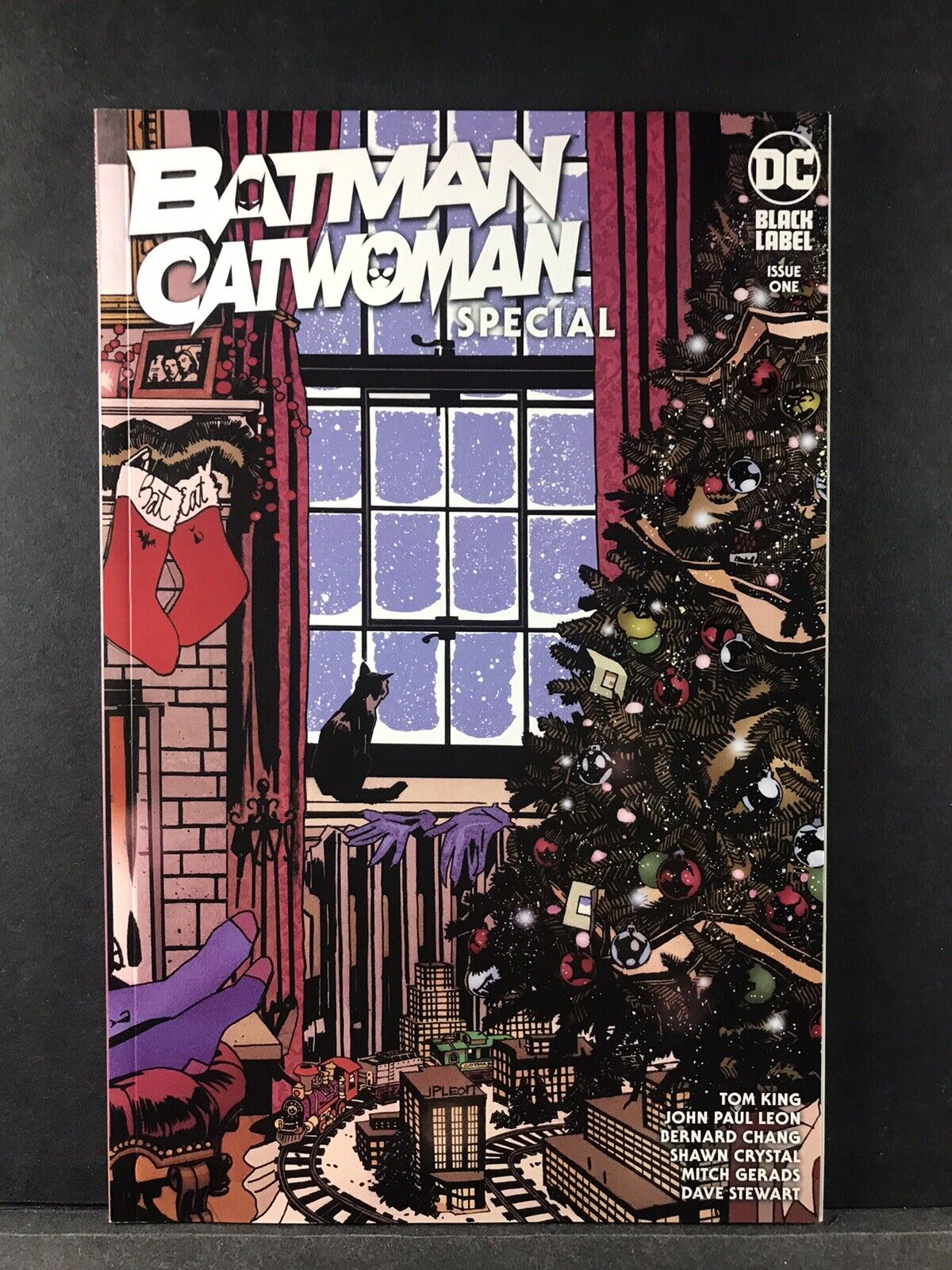 Batman Catwoman Special 1 DC Comics Black Label 2022  NM+