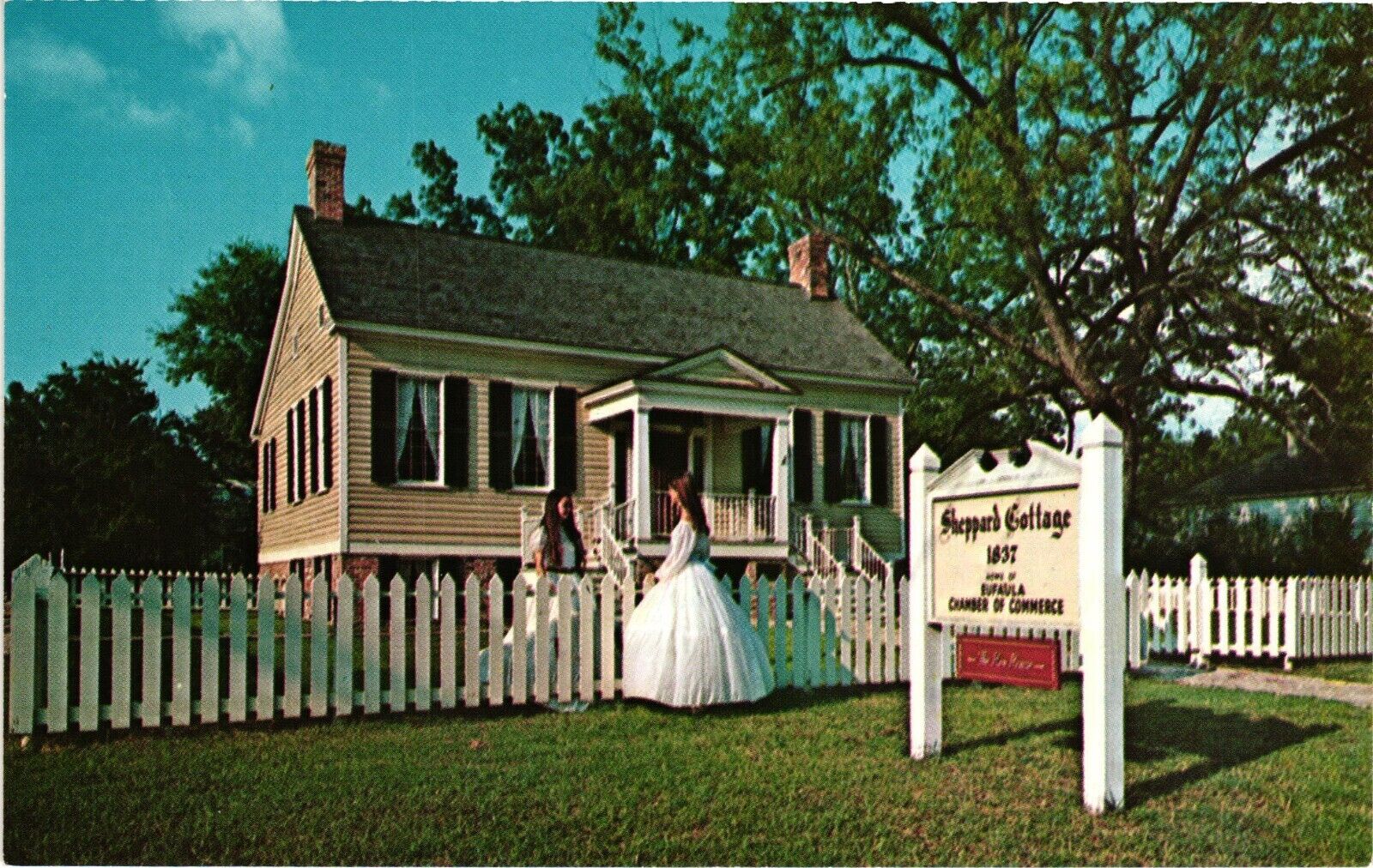 Sheppard Cottage Circa 1837 Eufaula Alabama Street View Vintage Postcard