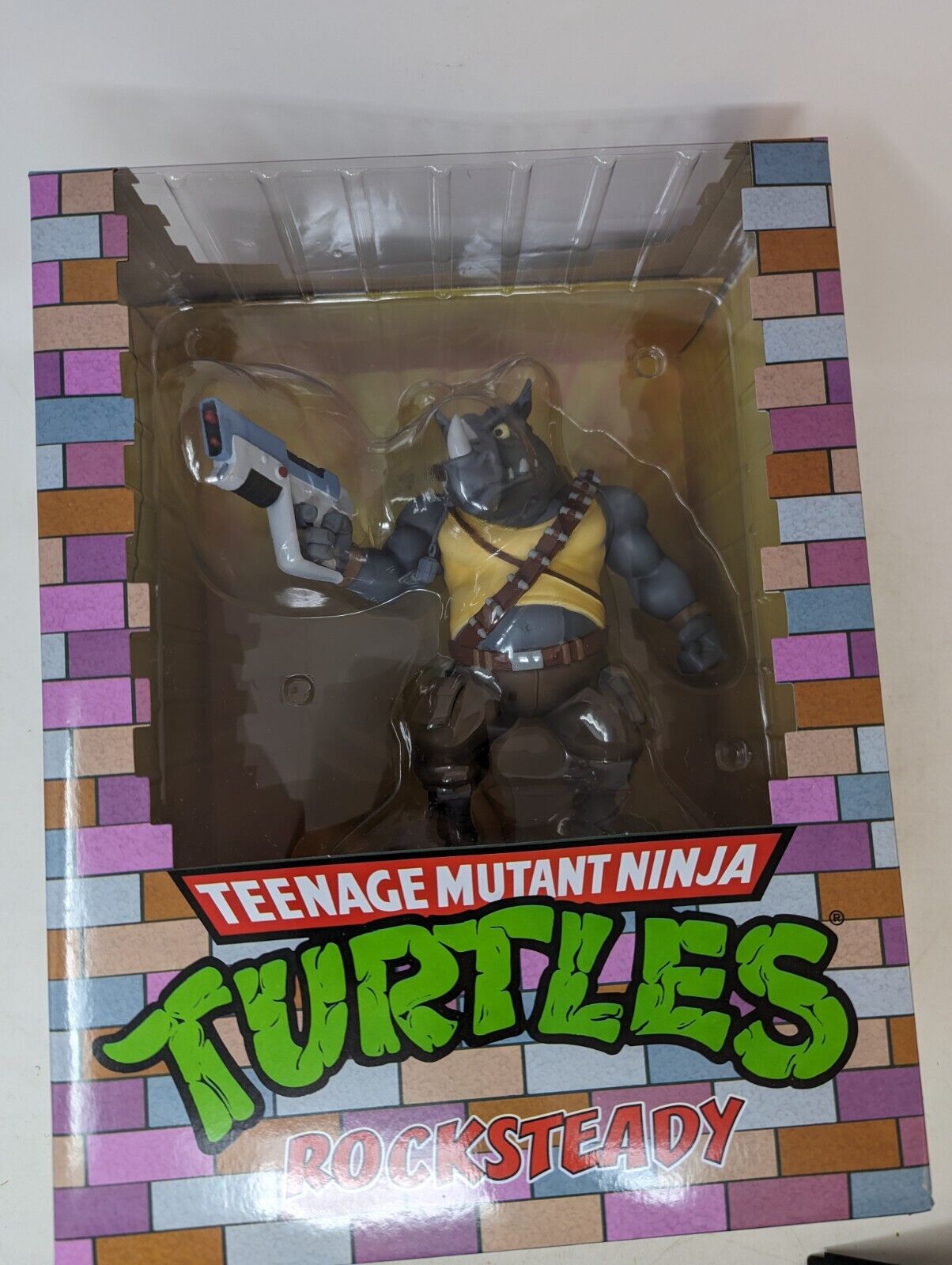 PCS Teenage Mutant Ninja Turtles Rocksteady Statue 🦏