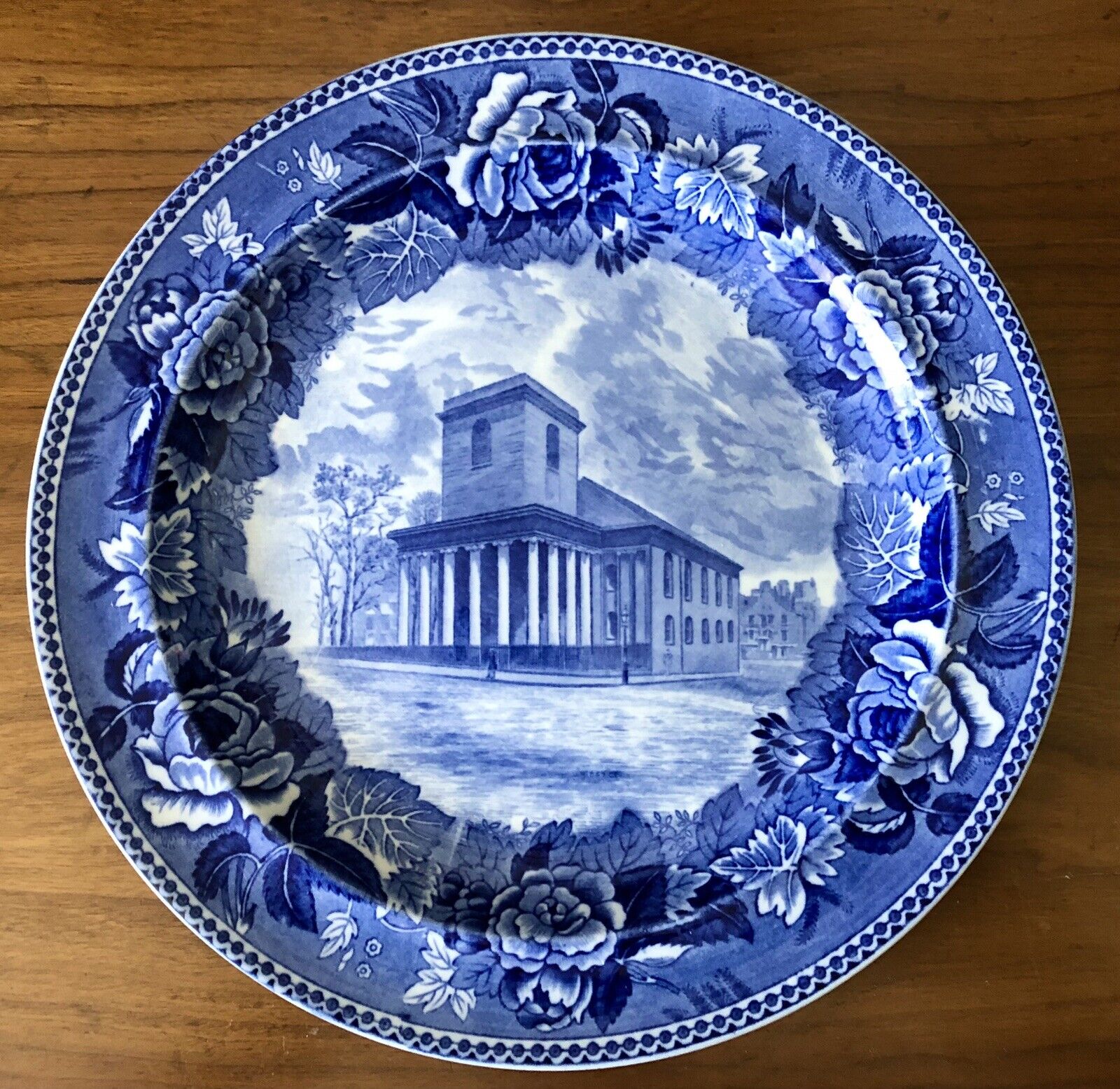 Antique c1899 Wedgwood King’s Chapel Boston MA￼￼ ￼Blue Souvenir Historical Plate