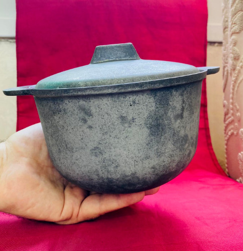 Vintage Pot Solid Primitive Pot Marked,Cast Rare Iron Oven Pot W/Lid &LiftHandle