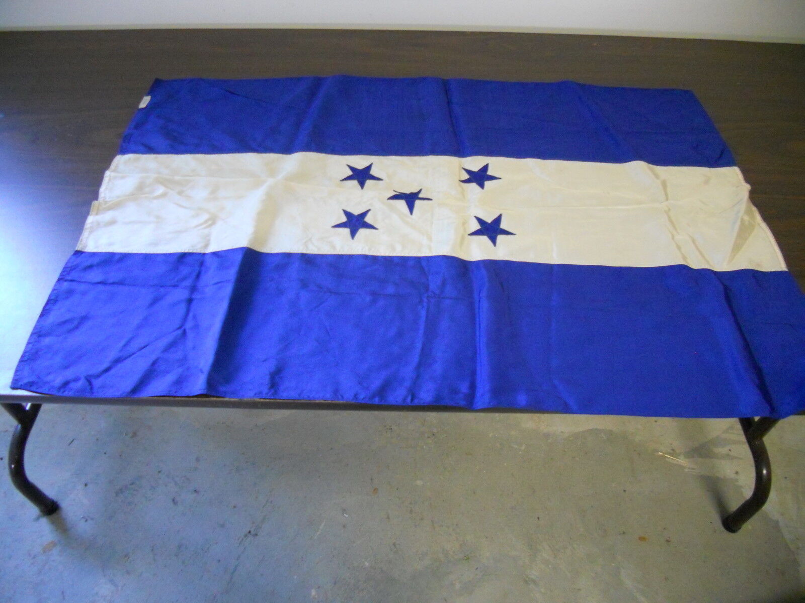  OLD FLAG OR PENNANT FROM HONDURAS - (ERA) 1866 TO PRESENT