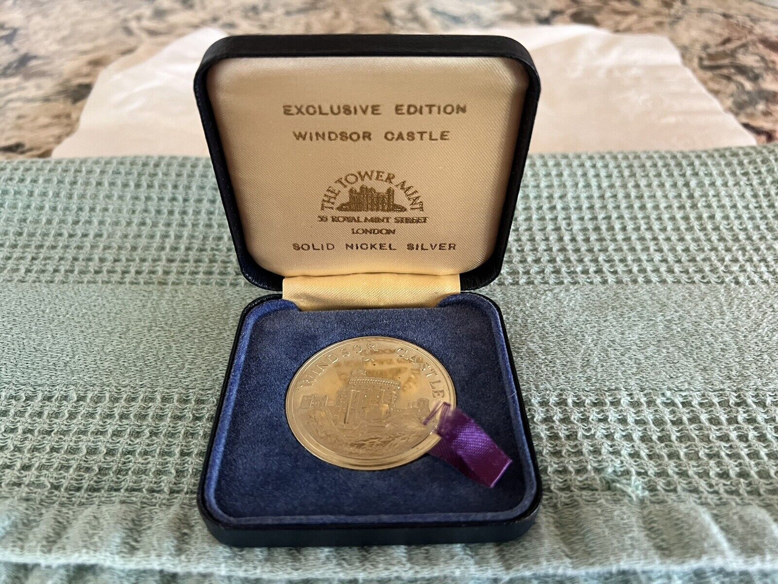 The Tower Mint, Medallion, Windsor Castle 1979 Coin Excellent Condition 1 owner.