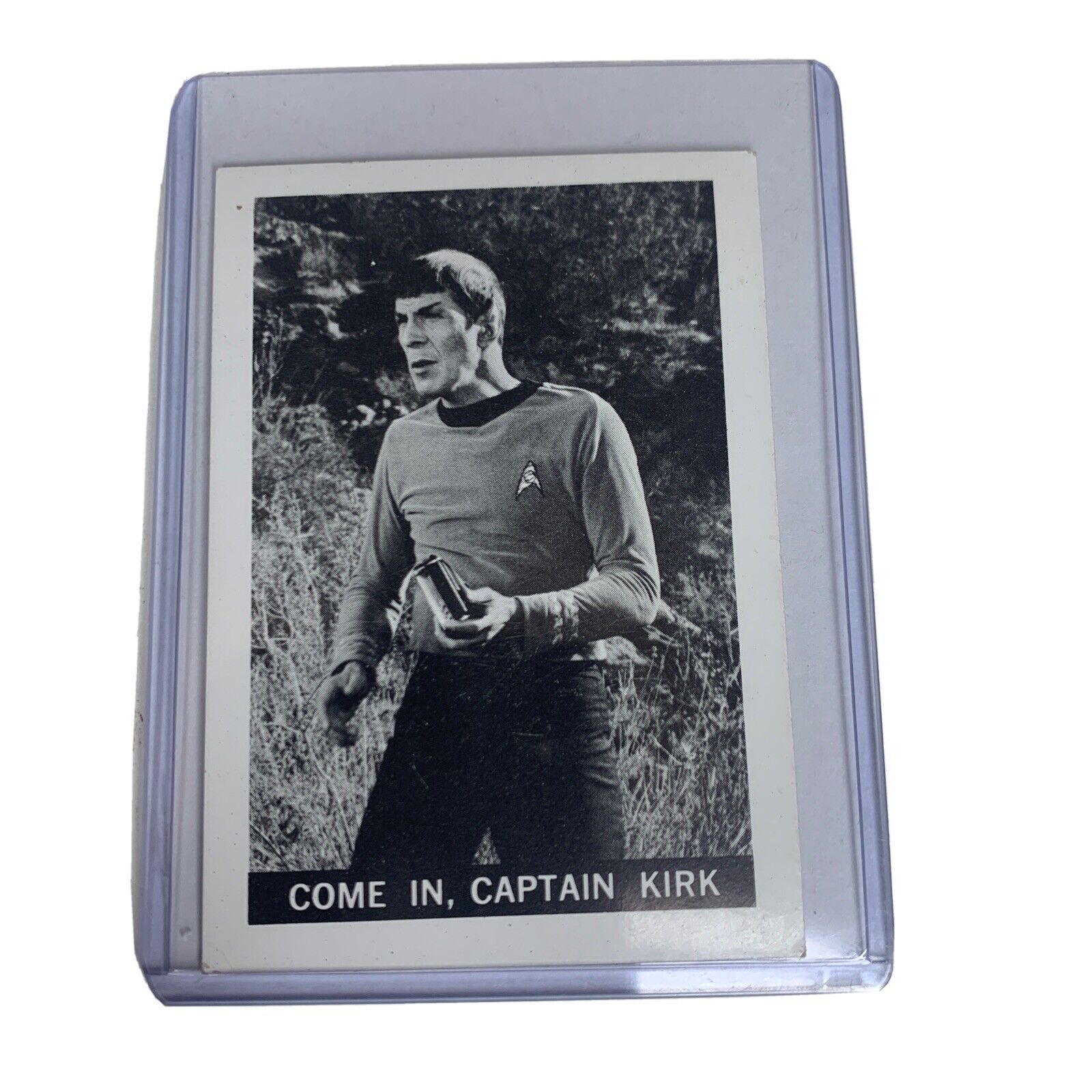 1967 Leaf Star Trek #4 Come In Captain Kirk Desilu Card