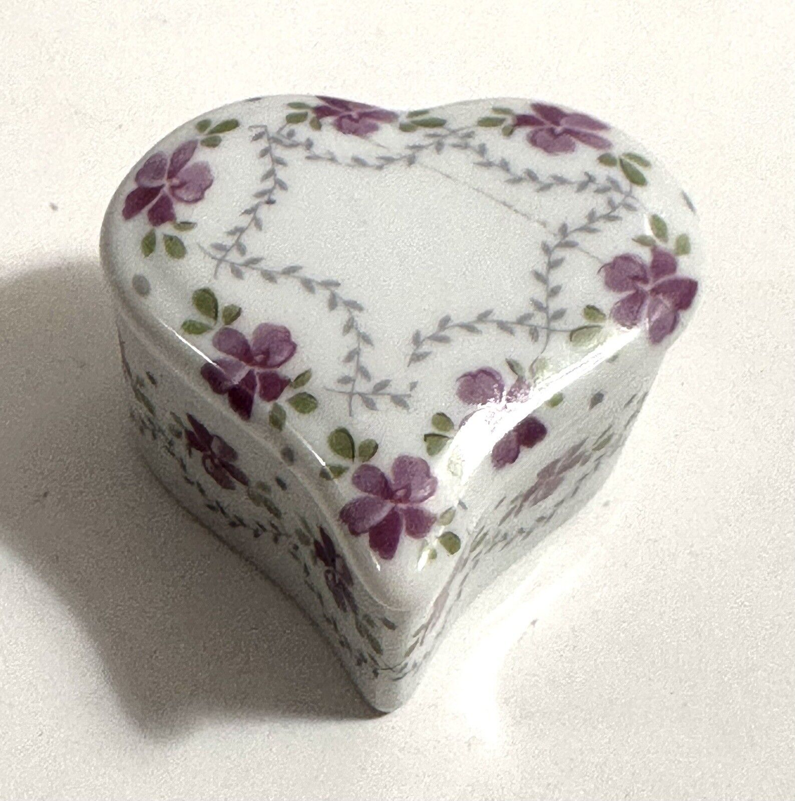 Limoges Trinket Box Small Porcelain/ceramic Heart Shaped  Floral 1”X2”