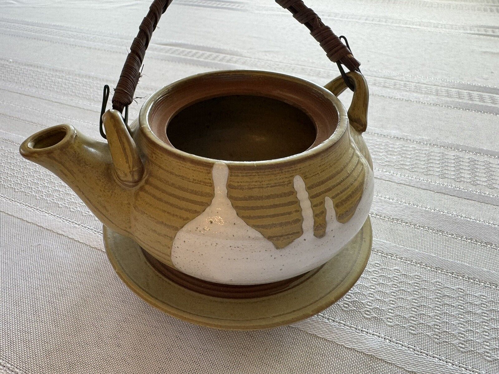 Vintage Teapot Made In Taiwan 