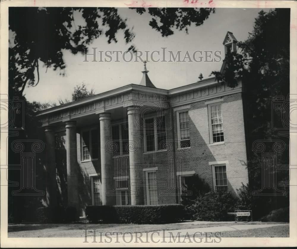 1954 Press Photo Oldest Texas college building at Sam Houston State University