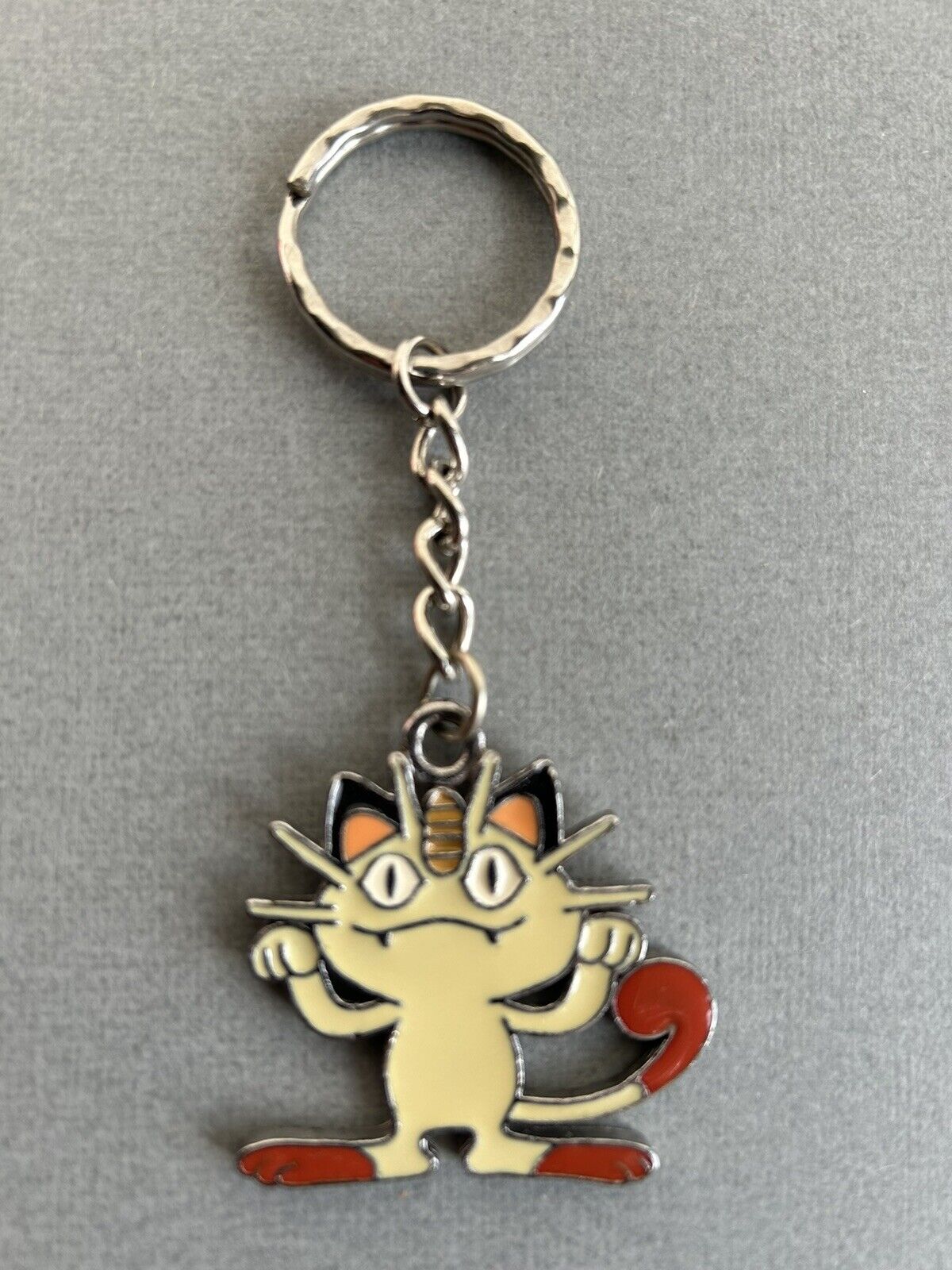 Vintage (1995, 1996, 1998) Pokémon Nintendo Meowth Metal & Enamel Key Ring
