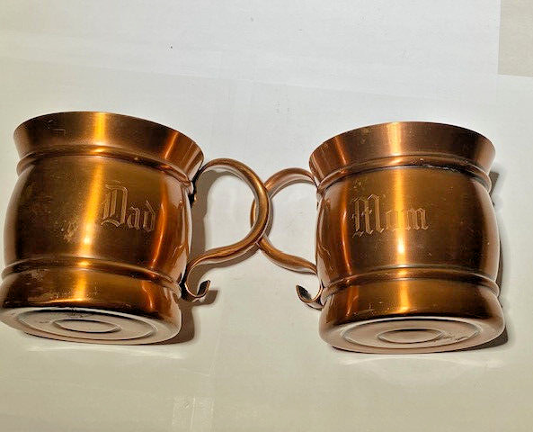 Vintage Style Copper Mule Mugs ( MOM & DAD engraved) *BNT876*