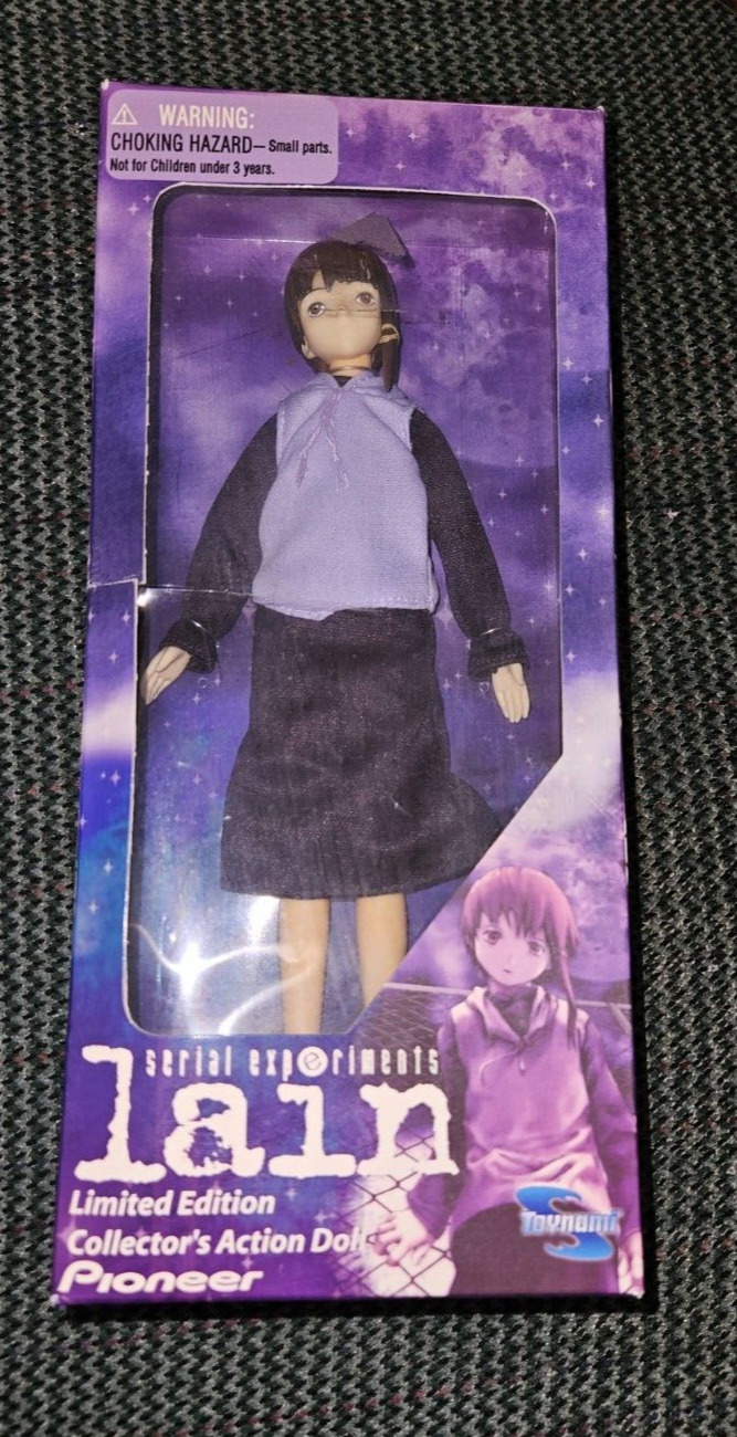 Serial Experiments Lain Urban Outfit Collector\'s Action Figure Doll - BOX DMG