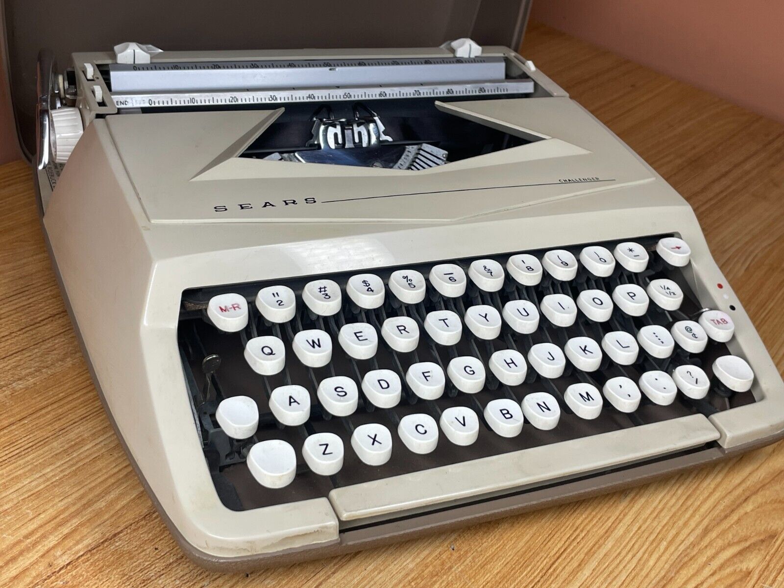 1960s Sears Challenger Working Vintage Portable Typewriter w New Ink (Elite)