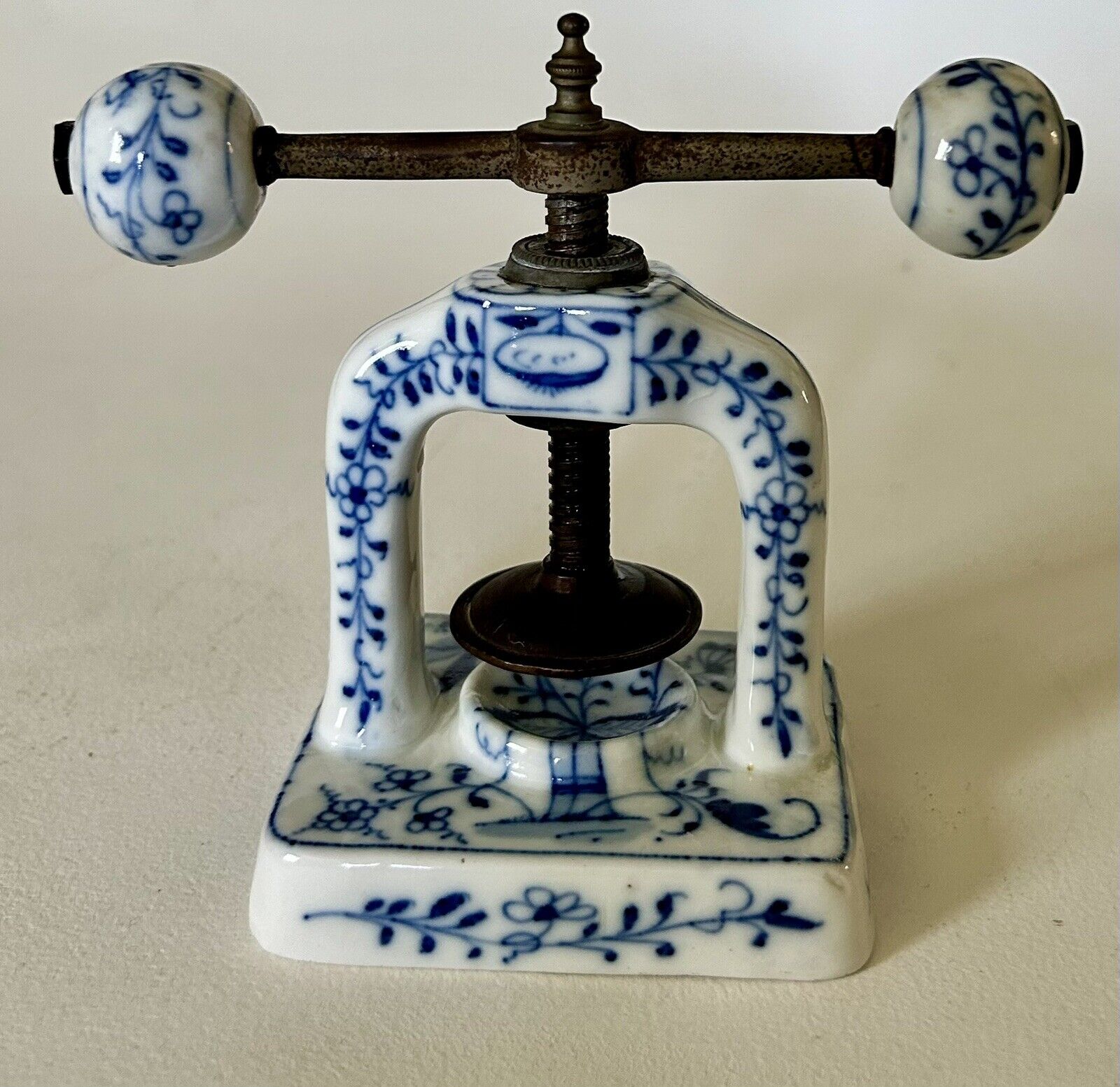 Antique Meissen German Porcelain Blue Onion  Nutcracker