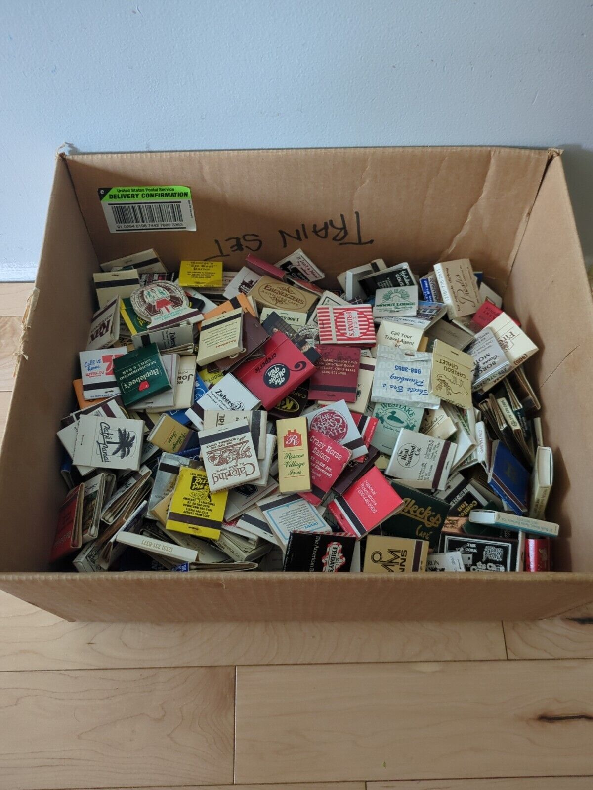 Vintage Lot Of Match Box Matches Unstruck & All Unsearched 100's