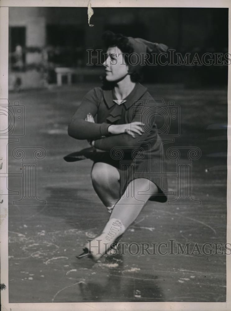 1936 Media Photo Jeanne Gabanger French figure skater in NYC