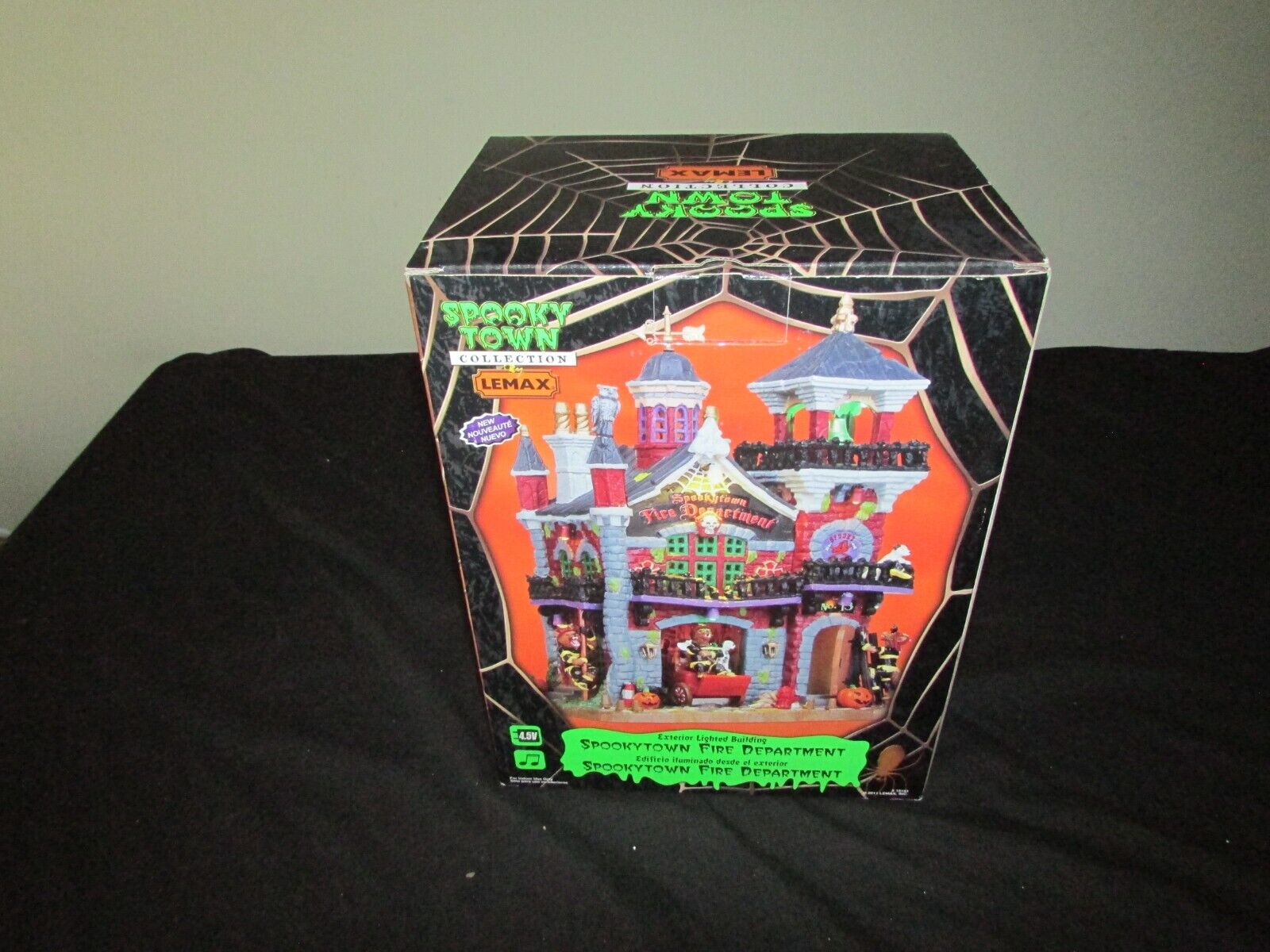 Lemax Spookytown Halloween Fire Department - 2011 (Complete & Working) W/ Box