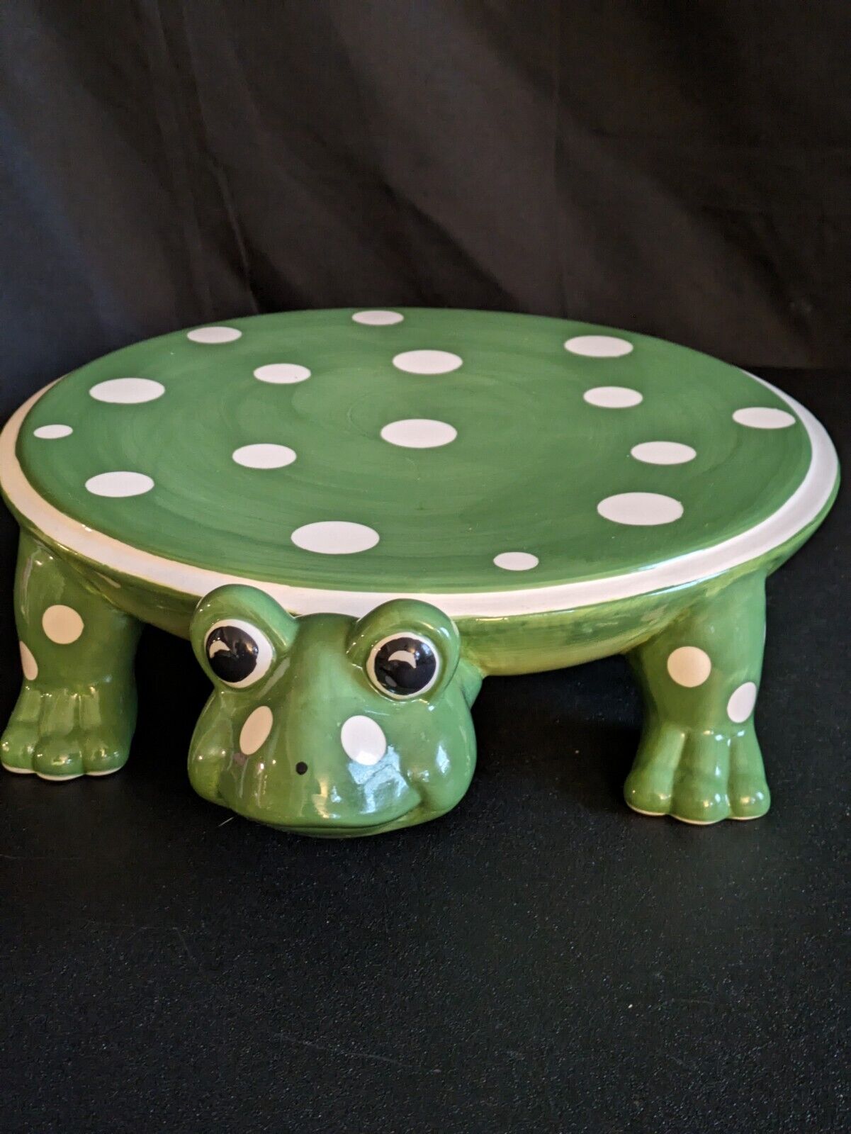 Home Essentials & Beyond CAKE STAND COLLECTION PRC 3D Frog Cake Stand Serving