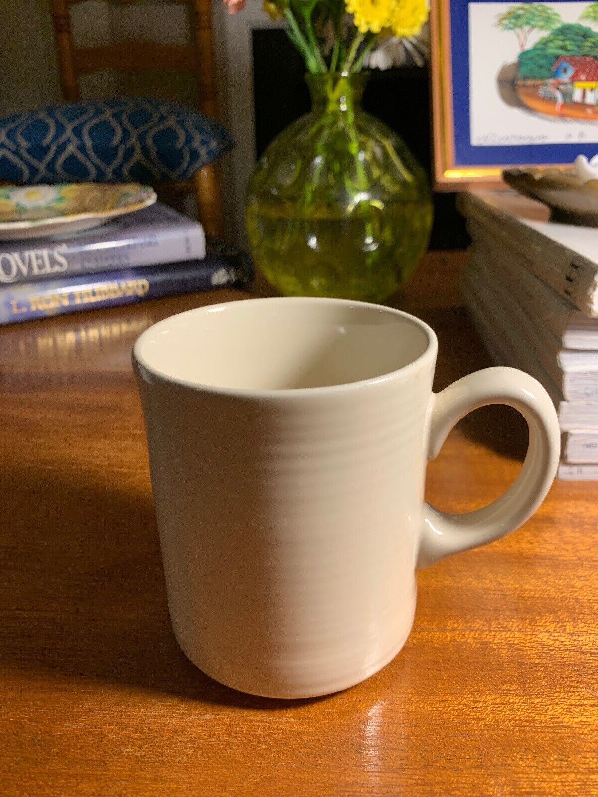 Vintage/Mid Century Creamy White Stoneware/Pottery Coffee/Tea Mug~Made In JAPAN