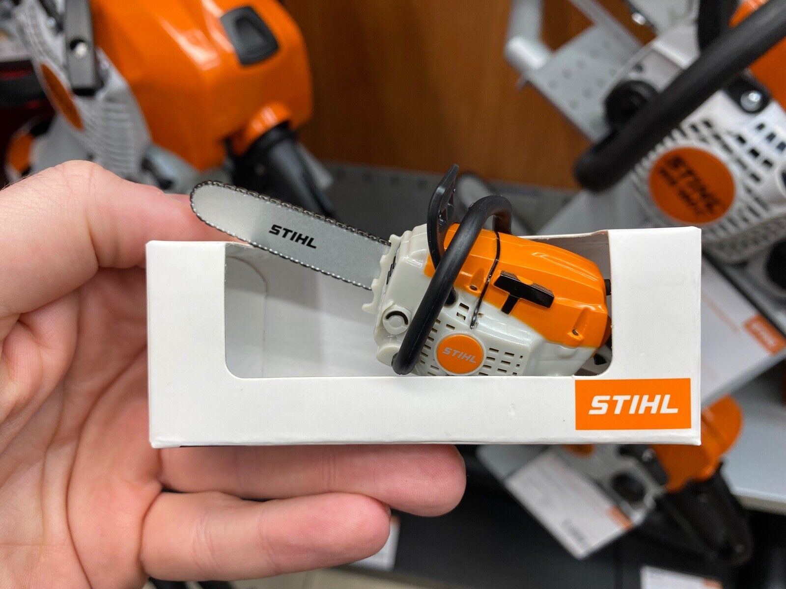 Stihl Chainsaw Key Ring Keychain Battery Operated with Saw Sound 0420 960 0003