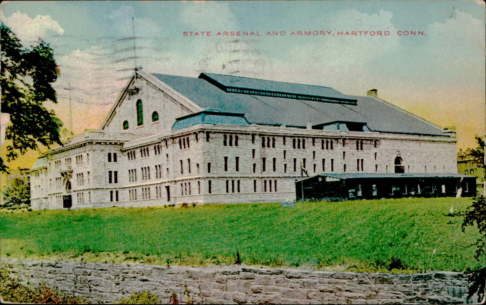 Postcard: STATE ARSENAL AND ARMORY, HARTFORD CONN