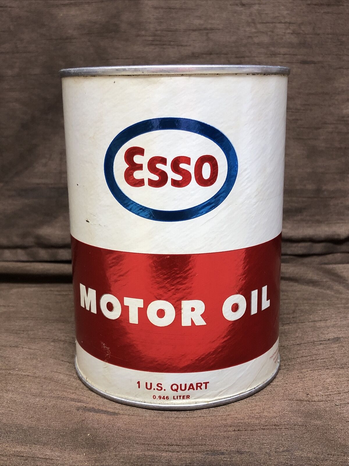 Vintage EMPTY 1 QUART ESSO MOTOR OIL 20W-CARDBOARD CAN