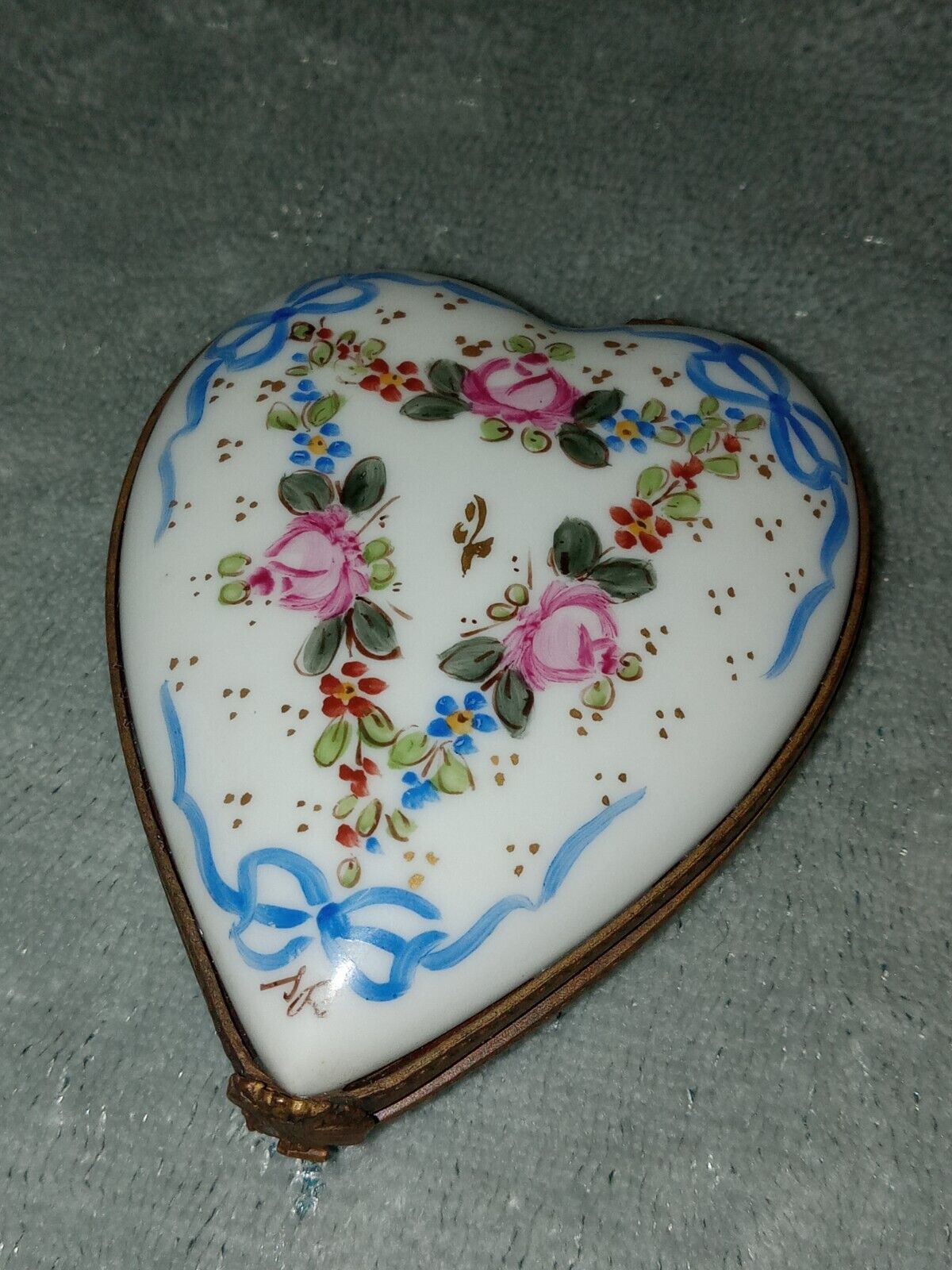 Vintage Heart Flower Blue Ribbon Floral Limoges France Hinged Trinket Box 2\