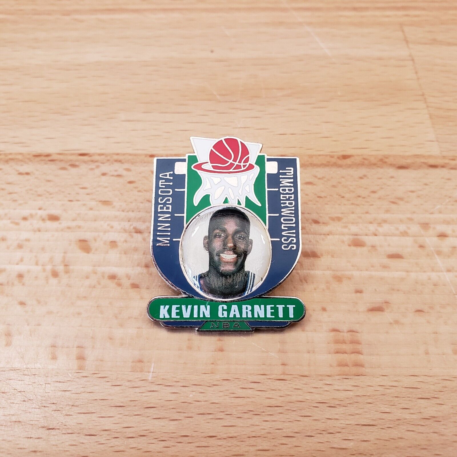 NBA Minnesota Timberwolves Kevin Garnett Basketball 1997 Lapel Pin