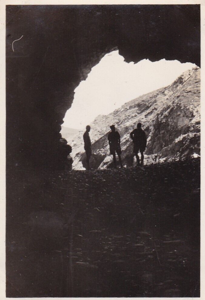 Vintage Artistic Snapshot Photo Cave Men's Silhouette Dark And Light Vernacular