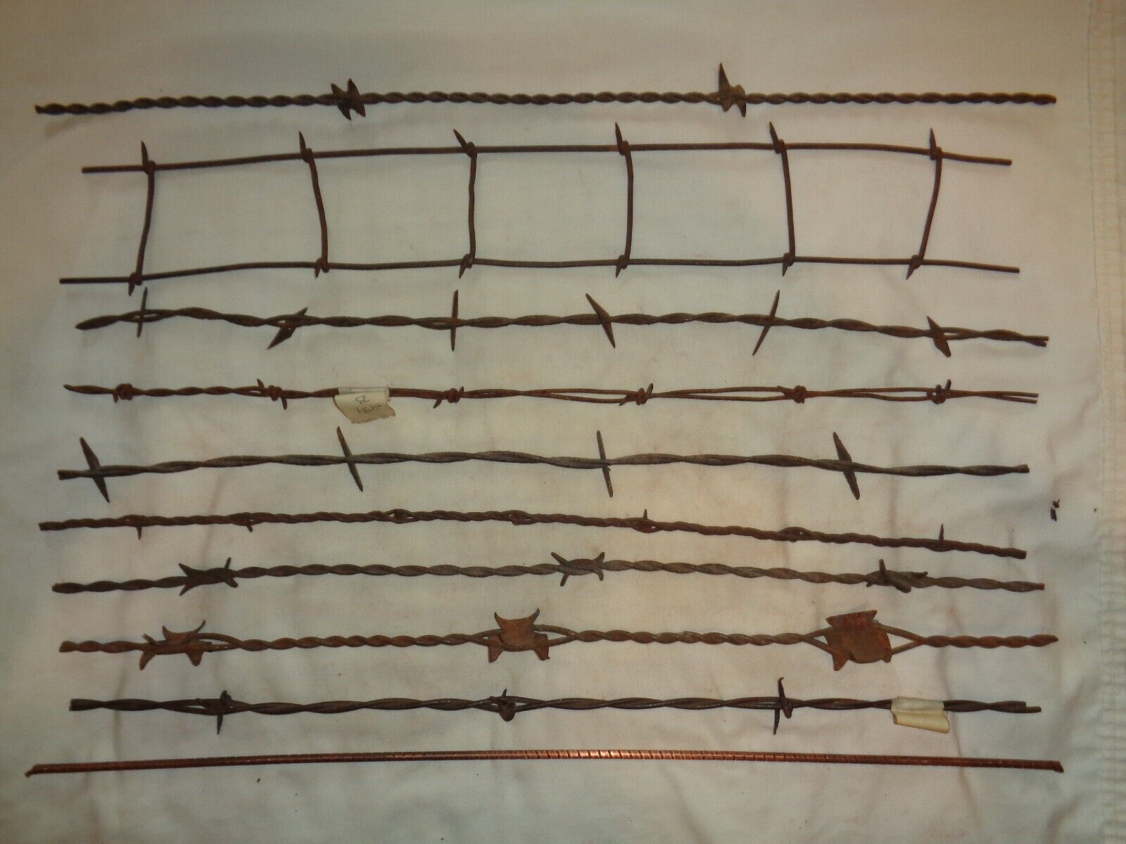 Antique Barbed Wire, 10 DIFFERENT PIECES, Excellent starter bundle #Bdl 24