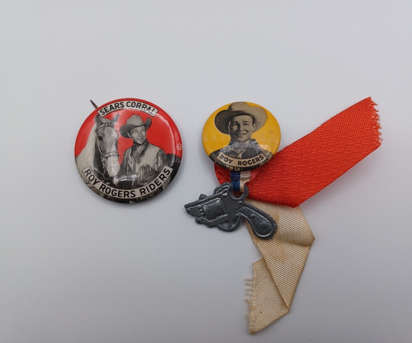 Lot Of 2 Roy Rogers Pins 